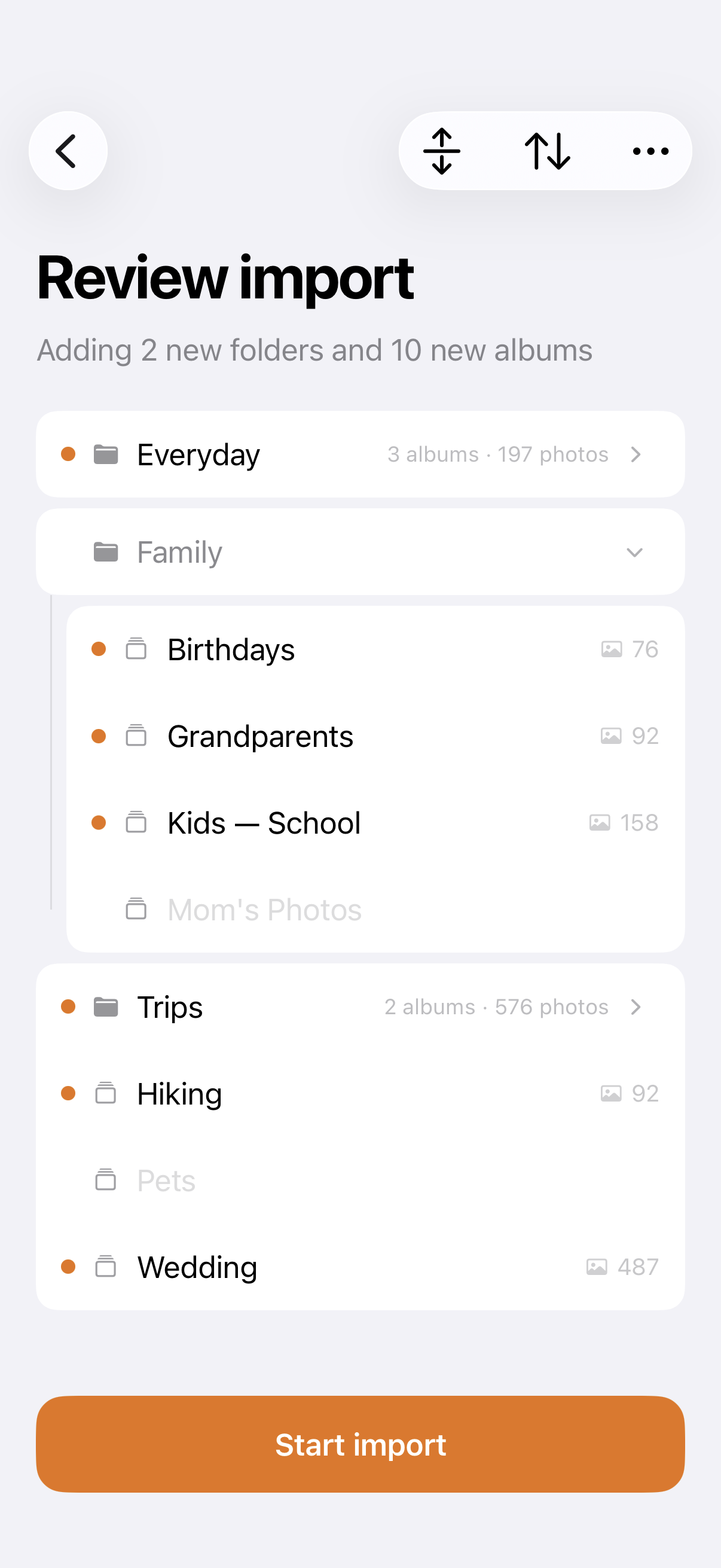 AlbumBlueprint import preview on the receiving iPhone, showing which folders and albums will be created before any change is made.