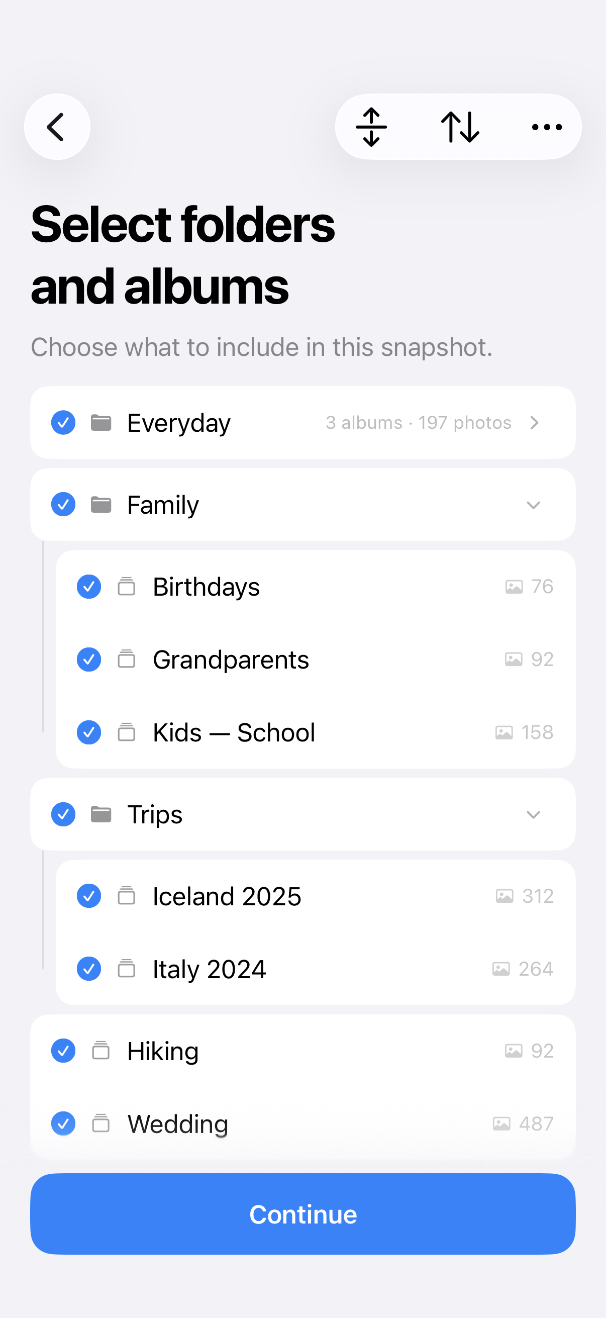 AlbumBlueprint export screen showing a tree of iPhone Photos folders and albums with checkboxes for selecting what to include.